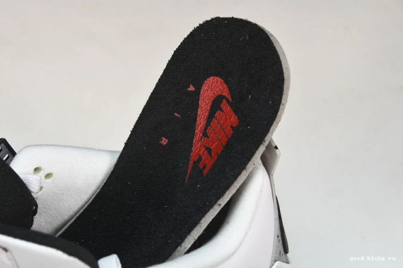 Jordan  4  840606-192  840606-192 Retro White Cement 0318